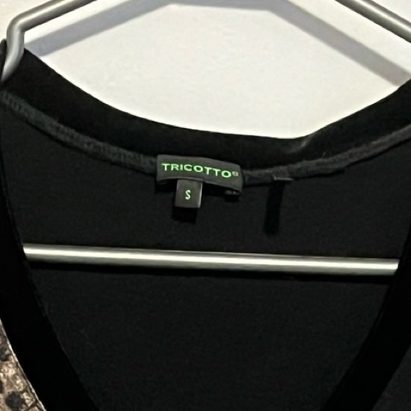 Chico's Black Animal Print Long Sleeve Top - Picture 2 of 2